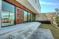 31_Via_Aragon_San_Antonio_TX-large-006-Entryway-1500x992-72dpi-1