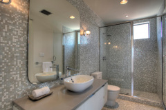 31_Via_Aragon_San_Antonio_TX-large-033-Bathroom-1500x980-72dpi-1-1