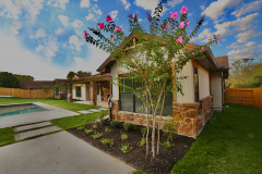 Inspiration-Exterior_0016_Backyard-Crapemirtle