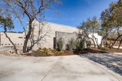 003-30-Exterior-Front-Mountain-Custom-Home-Minimalistic-Contemporary-San-Antonio-2