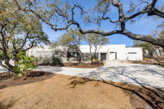 005-32-Exterior-Front-Mountain-Custom-Home-Minimalistic-Contemporary-San-Antonio-2