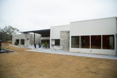 EH-119-Mountain-Open-House-Minimalistic-Contemporary-Home-San-Antonio-830x553-2