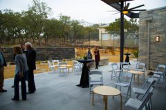 EH-142-Mountain-Open-House-Minimalistic-Contemporary-Home-San-Antonio-830x553-2