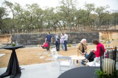 EH-189-Mountain-Open-House-Minimalistic-Contemporary-Home-San-Antonio-830x553-2