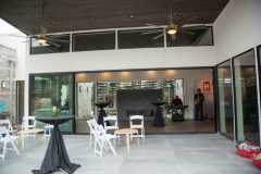 EH-194-Mountain-Open-House-Minimalistic-Contemporary-Home-San-Antonio-830x553-2