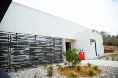 EH-228-Mountain-Open-House-Minimalistic-Contemporary-Home-San-Antonio-830x553-2