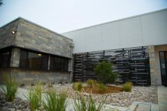 EH-236-Mountain-Open-House-Minimalistic-Contemporary-Home-San-Antonio-830x553-2