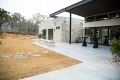 EH-36-Mountain-Open-House-Minimalistic-Contemporary-Home-San-Antonio-830x553-2