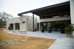 EH-37-Mountain-Open-House-Minimalistic-Contemporary-Home-San-Antonio-830x553-2